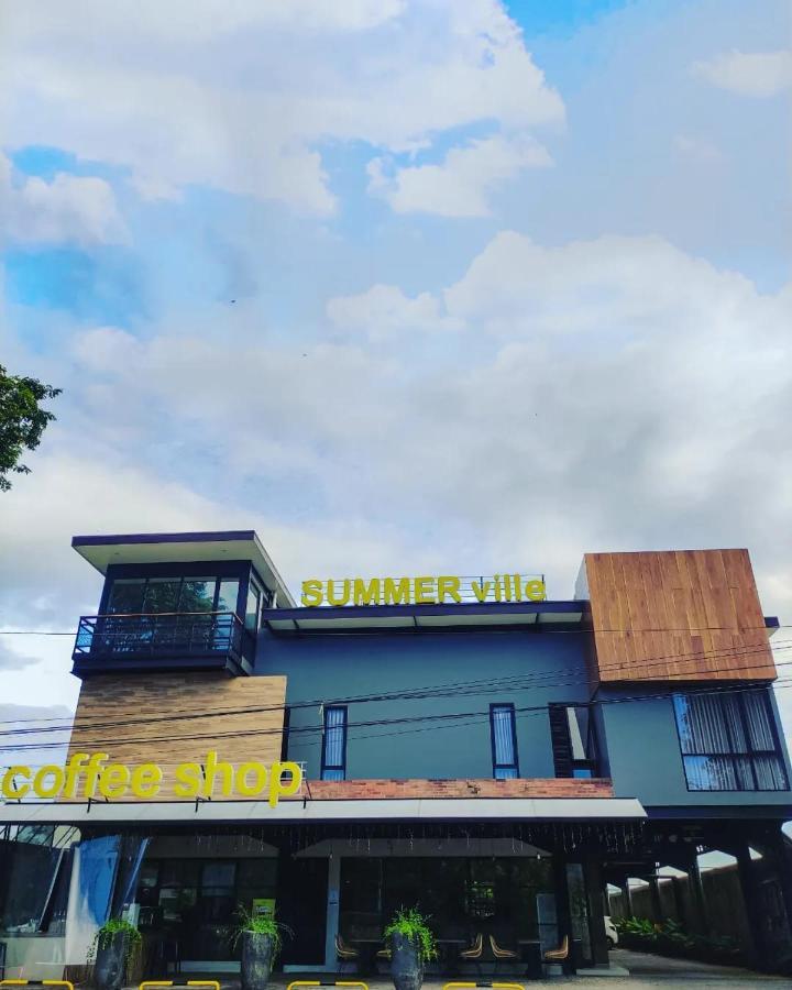 Hotel Summerville Majalengka Esterno foto