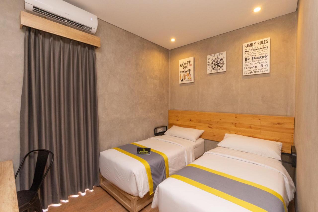 Hotel Summerville Majalengka Esterno foto